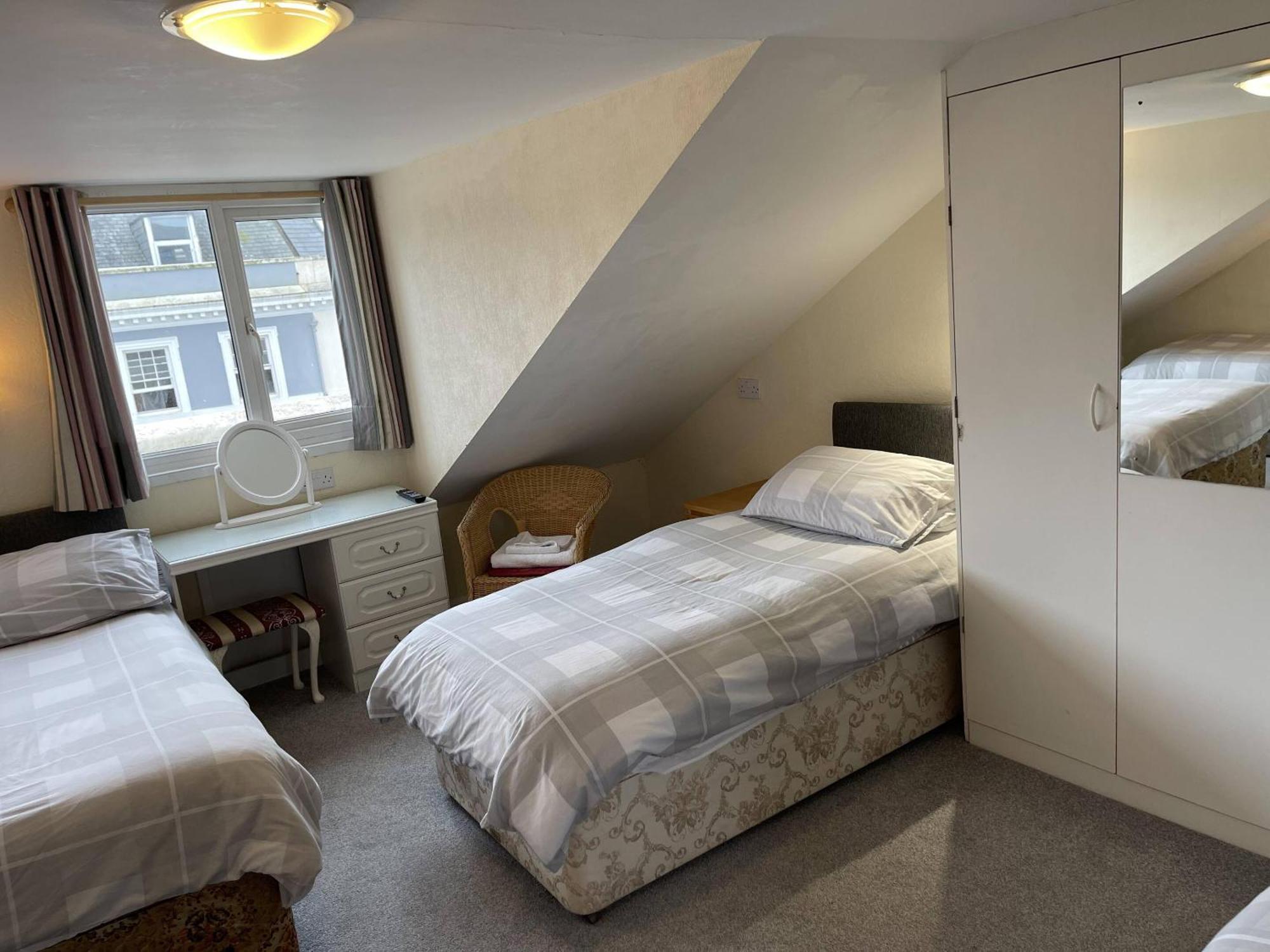 Lamplighter Guesthouse Plymouth Ruang foto